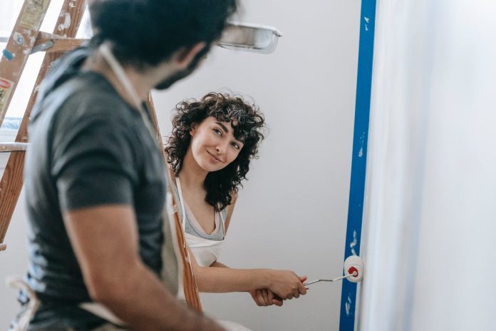 pexels-photo-7218007 save on home repairs